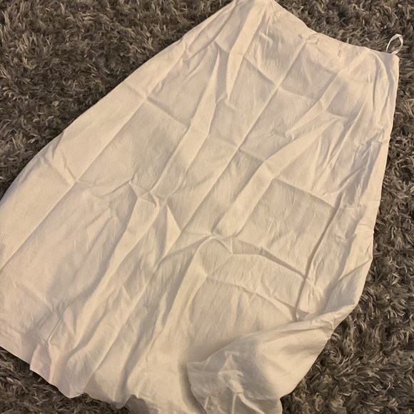 White Maxi Skirt - Picture 2 of 5